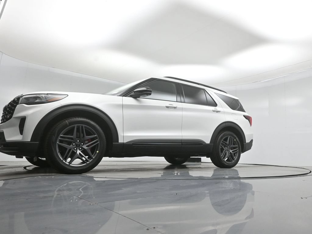 New 2026 Ford Explorer ST w/ Sun And Sound Package AWD/4WD image 43
