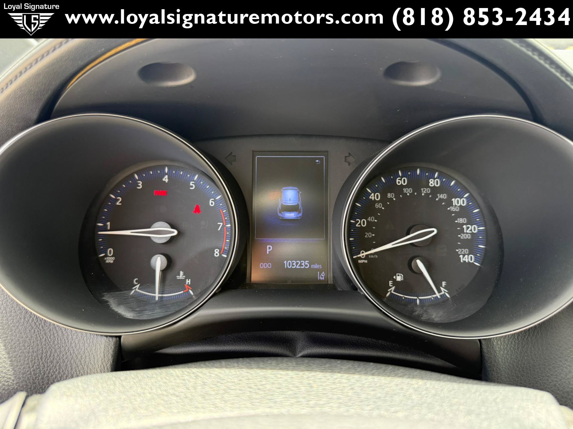 Used 2018 Toyota C-HR XLE FWD image 19