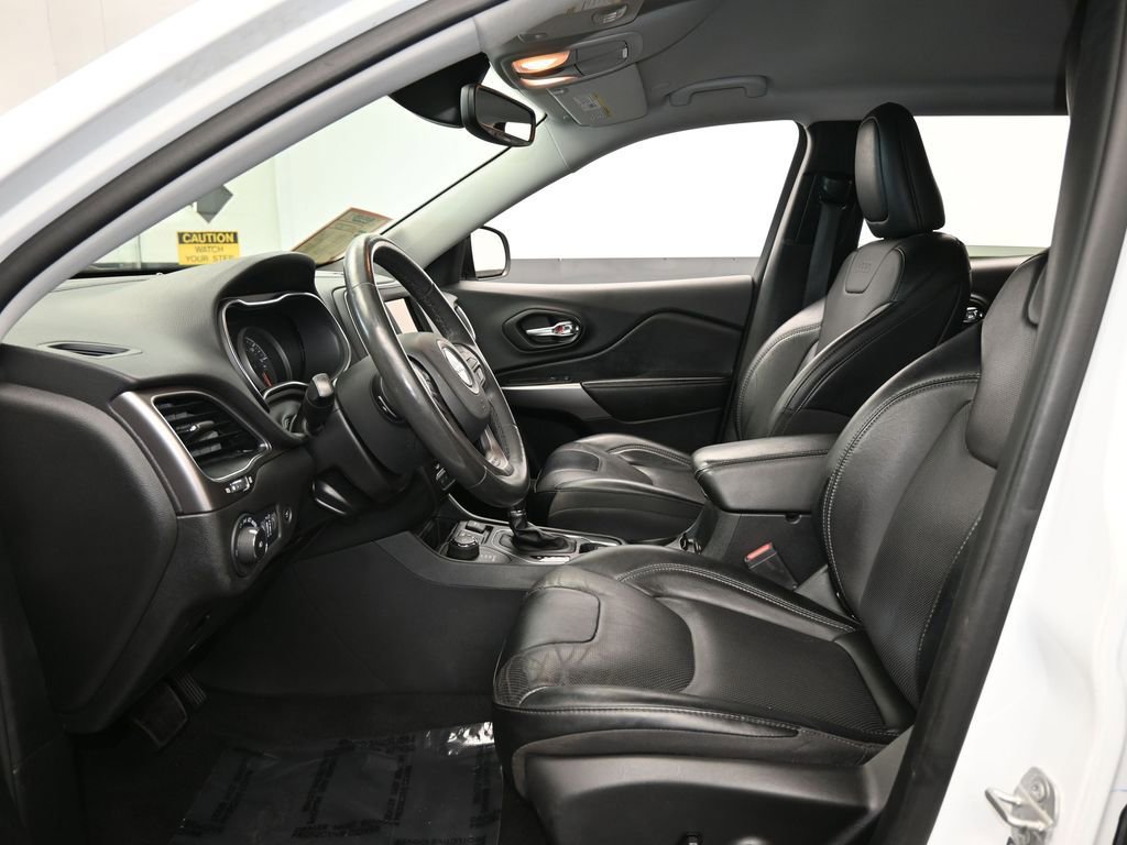 Used 2022 Jeep Cherokee Latitude Lux image 11