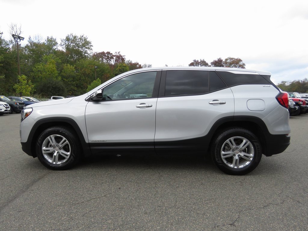 Used 2021 GMC Terrain SLE image 9