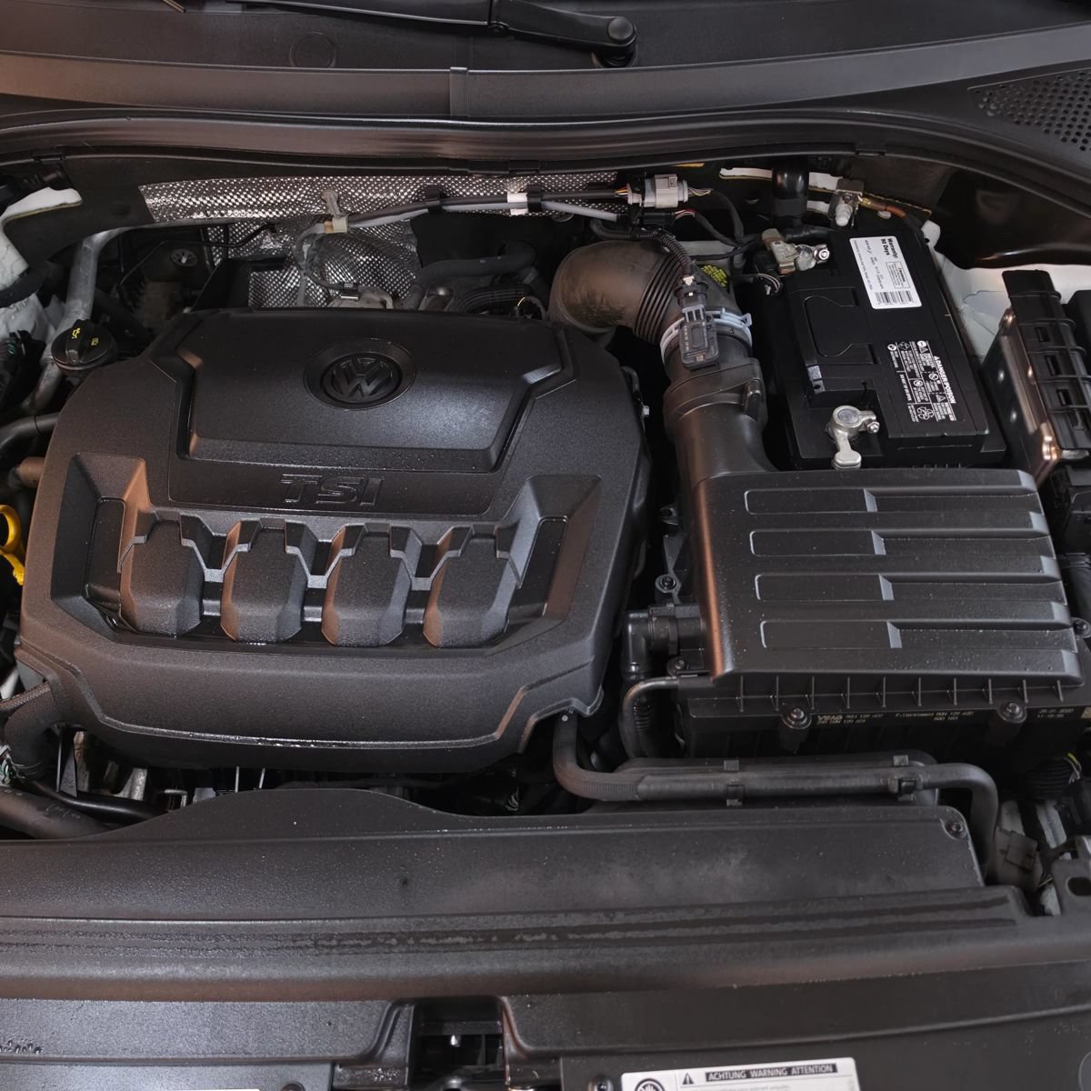 Used 2022 Volkswagen Tiguan SE FWD image 13