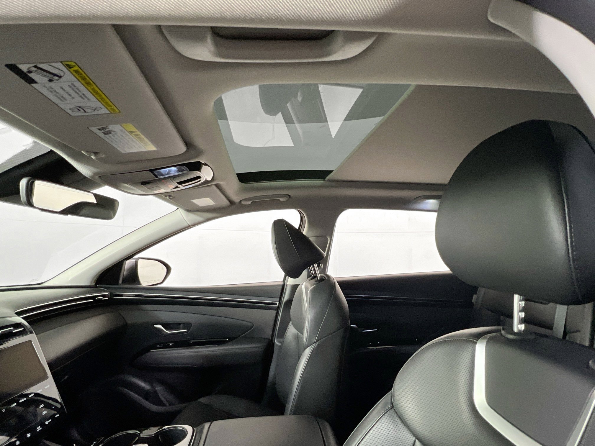 Used 2024 Hyundai Tucson Limited image 22