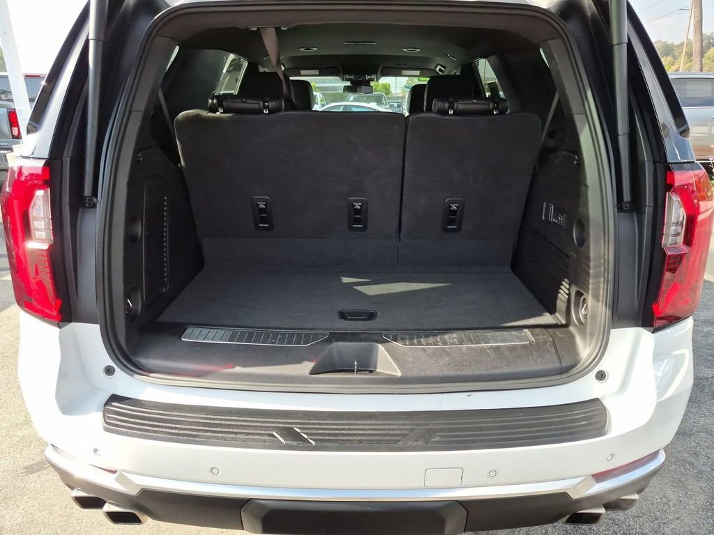 Certified 2025 GMC Yukon Denali AWD/4WD image 19