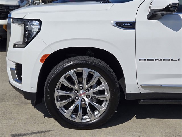 Used 2024 GMC Yukon XL Denali w/ Advanced Technology Package image 8
