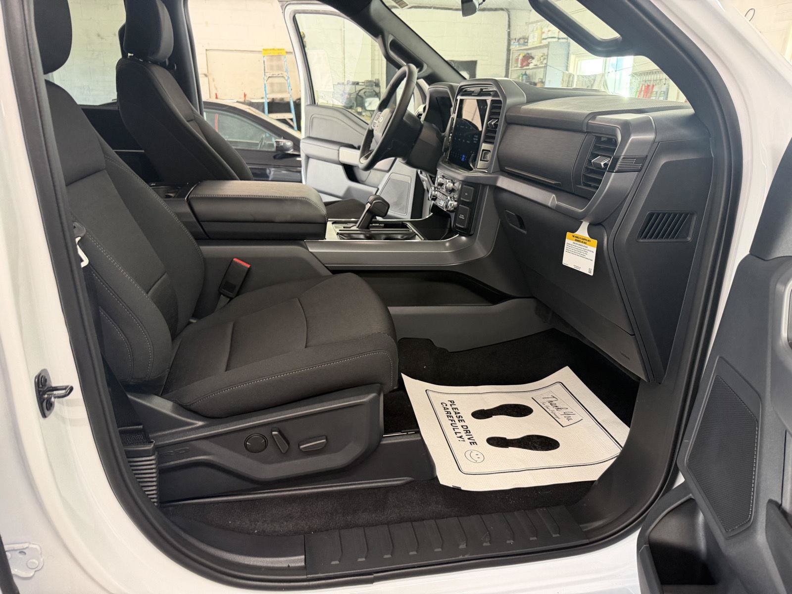 New 2026 Ford F150 XLT w/ Equipment Group 302A MID AWD/4WD image 28