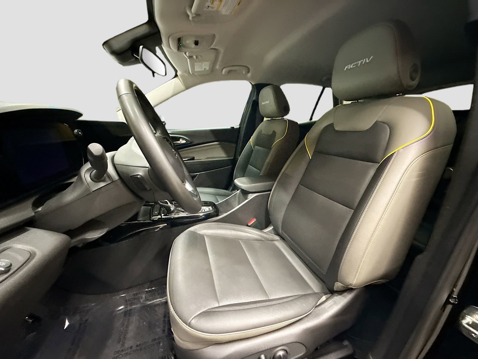 Used 2024 Chevrolet Trax ACTIV w/ Driver Confidence Package FWD image 23