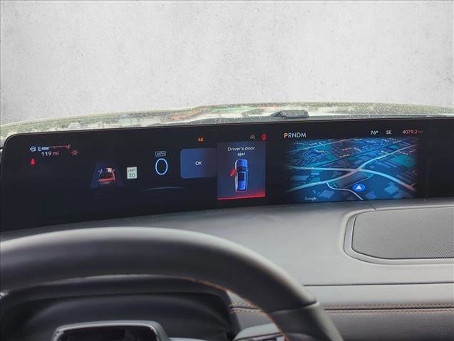 Used 2025 Lincoln Navigator L Black Label image 9