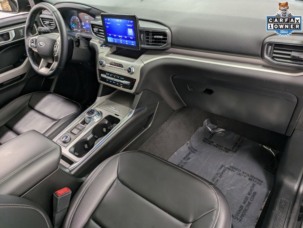 Used 2022 Ford Explorer XLT w/ Equipment Group 202A AWD/4WD image 31