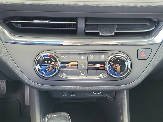 New 2026 Buick Envista Sport Touring w/ Convenience I Package FWD image 31