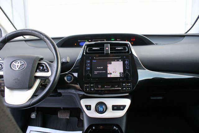 Used 2017 Toyota Prius Three image 22