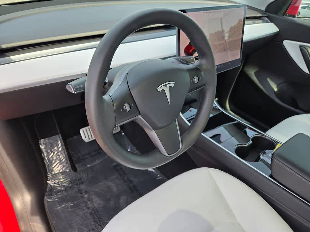 Used 2021 Tesla Model Y Long Range AWD/4WD image 10