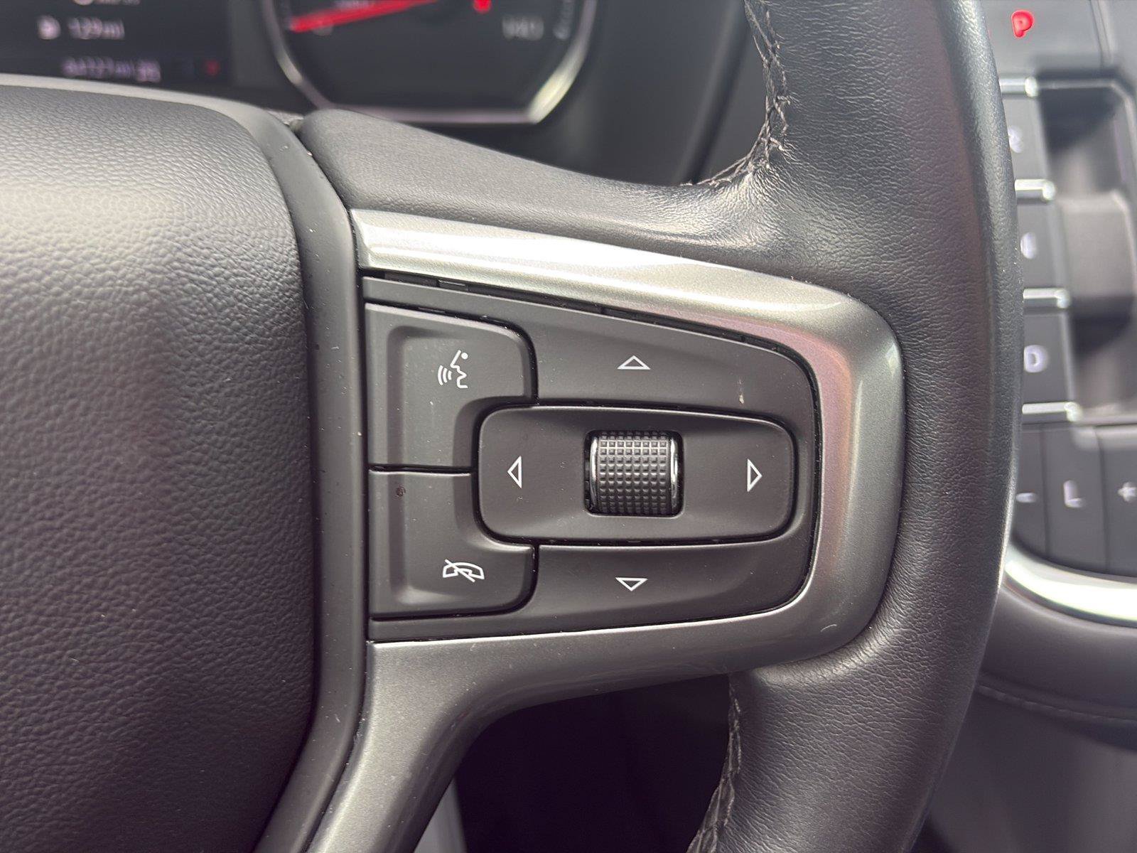 Certified 2023 Chevrolet Tahoe LS AWD/4WD image 17