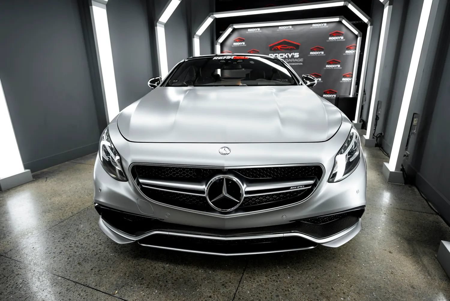 Used 2016 Mercedes-Benz S 63 AMG 4MATIC Coupe image 3