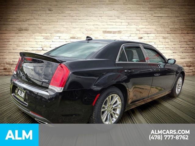 Used 2021 Chrysler 300 Touring L RWD image 14