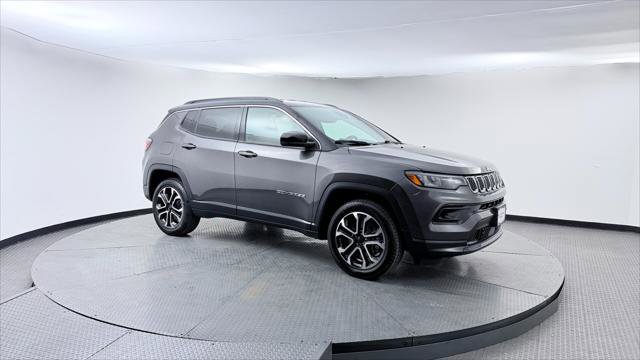 Used 2023 Jeep Compass Limited AWD/4WD image 11