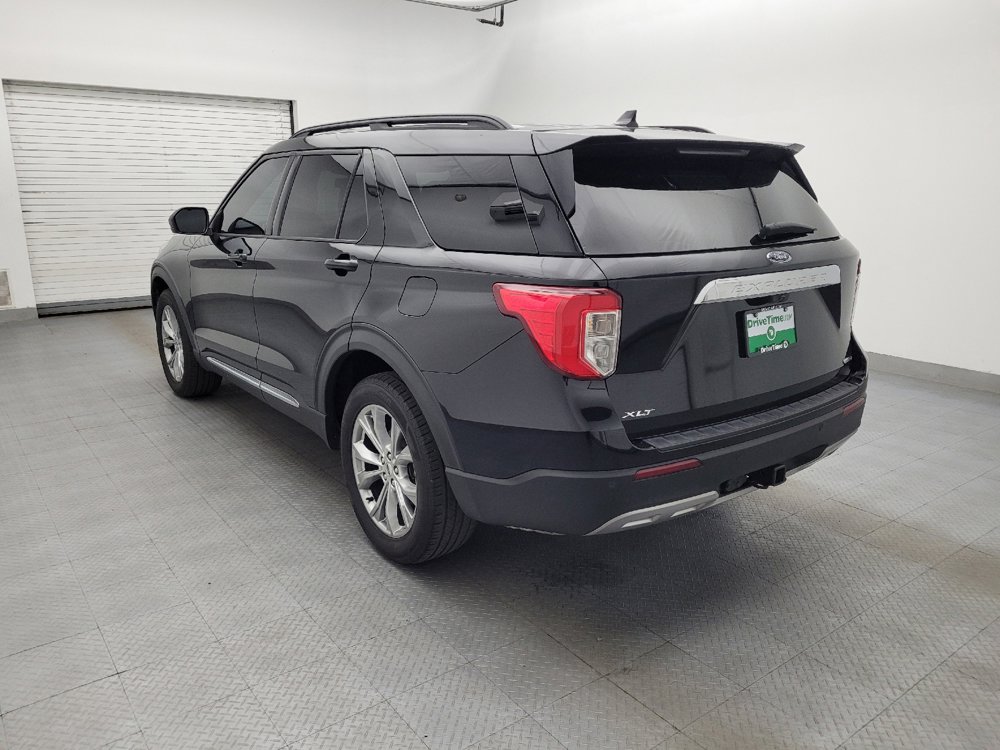 Used 2020 Ford Explorer XLT w/ Equipment Group 202A AWD/4WD image 5