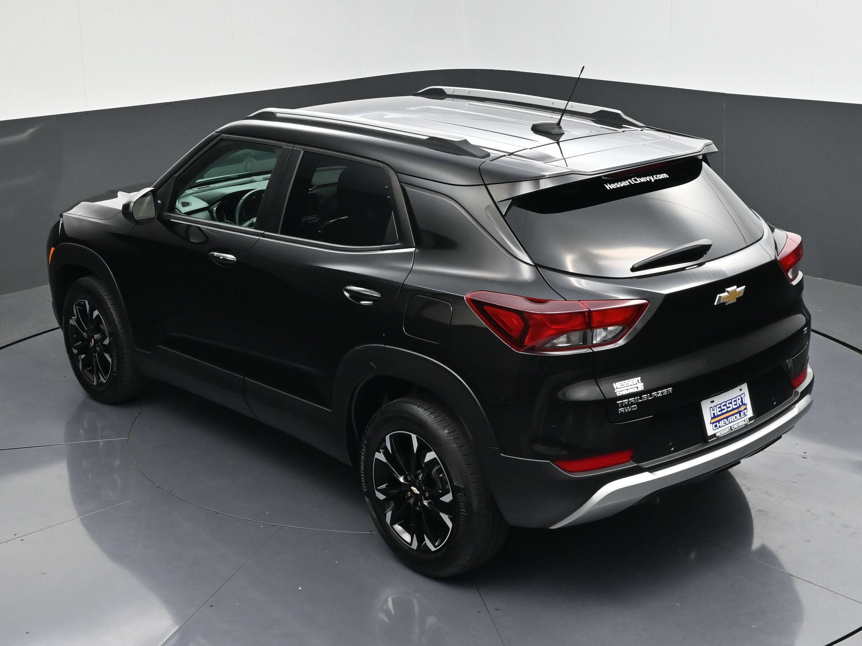 Used 2021 Chevrolet TrailBlazer LT w/ Premium Seating Package AWD/4WD image 46