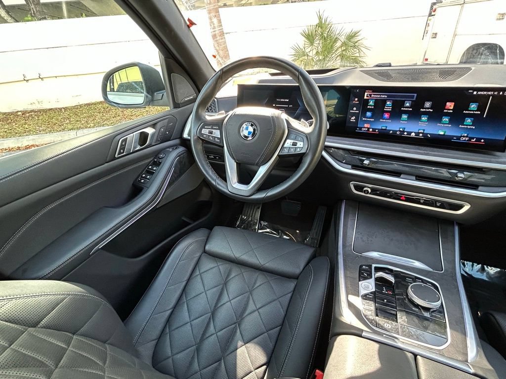 Used 2025 BMW X5 xDrive40i AWD/4WD image 9