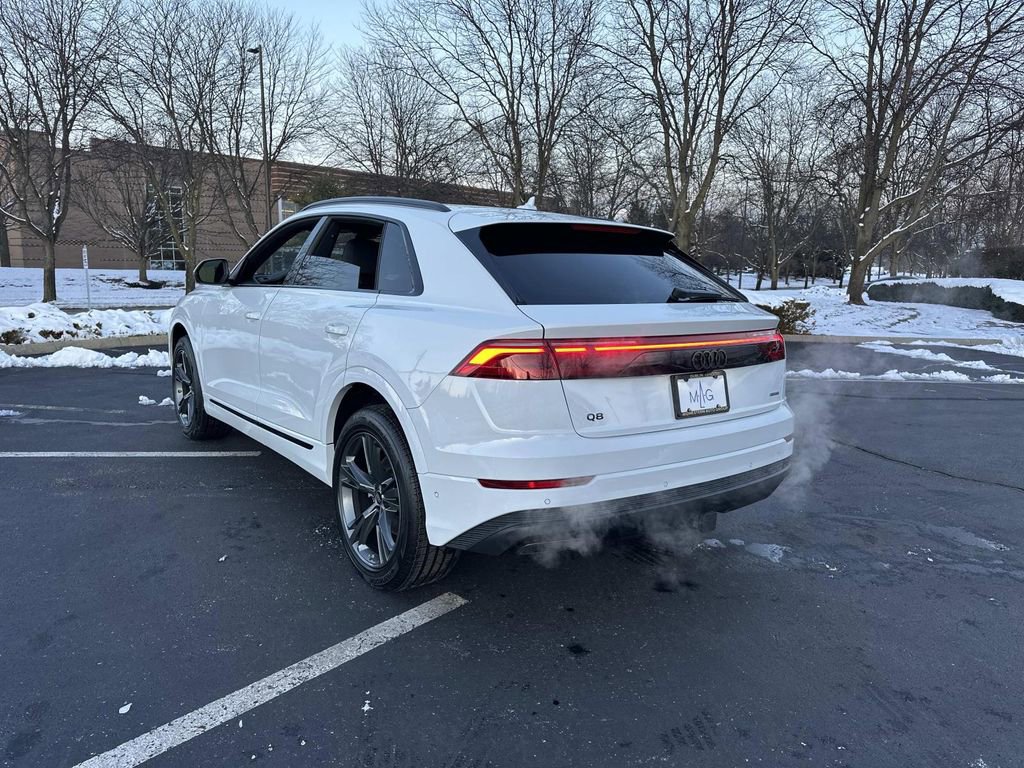 New 2026 Audi Q8 Premium image 5