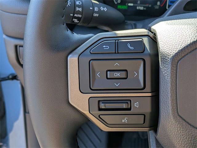 Used 2025 Toyota Land Cruiser w/ Premium Package image 17