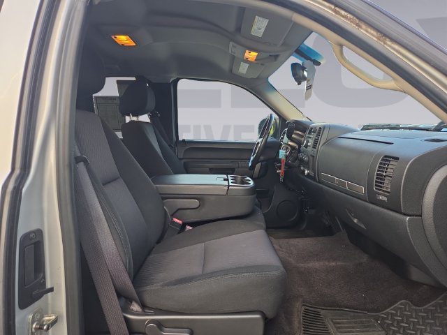 Used 2010 Chevrolet Silverado 1500 LT w/ Power Pack Plus AWD/4WD image 17