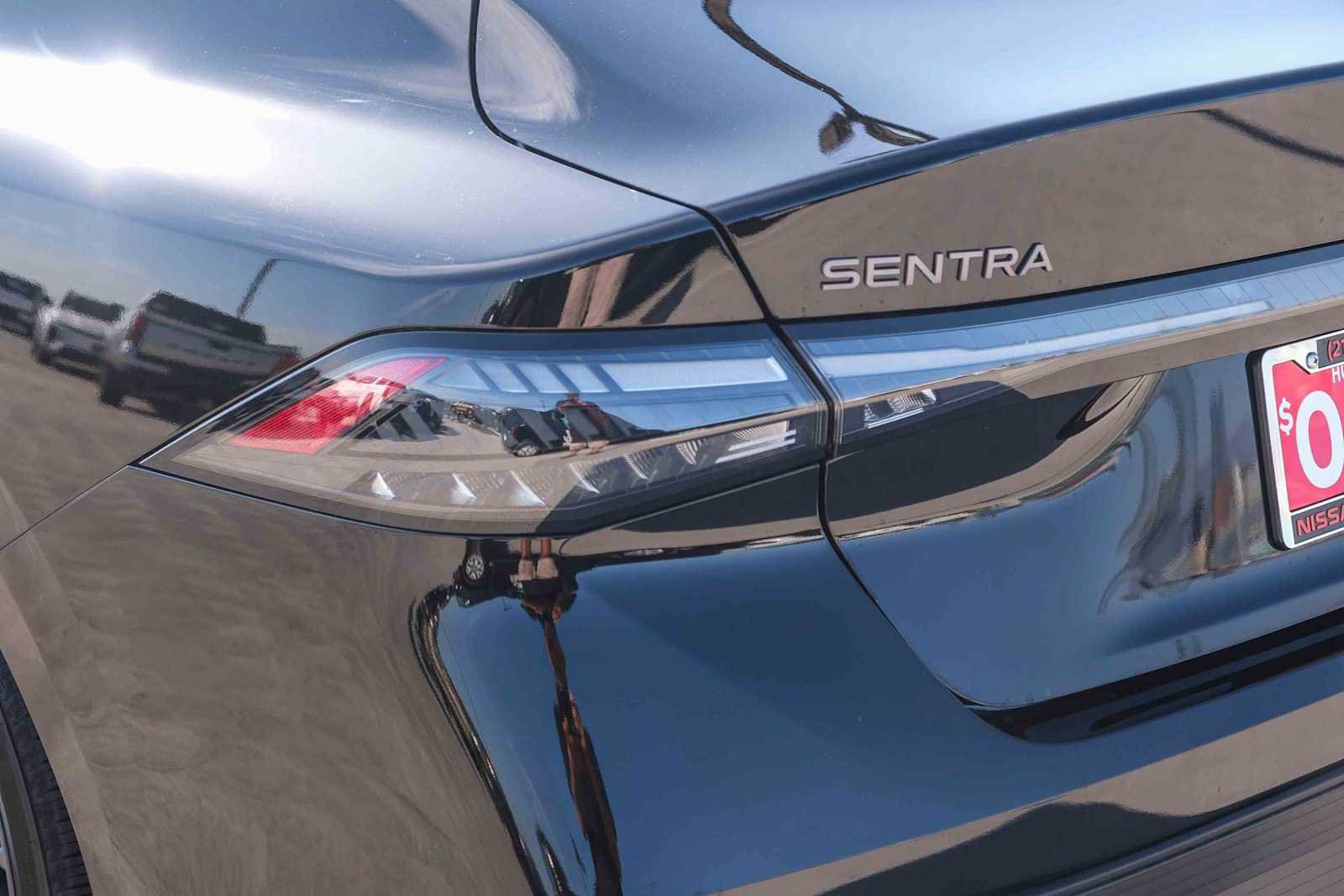 Used 2026 Nissan Sentra SV w/ SV Convenience Package FWD image 7