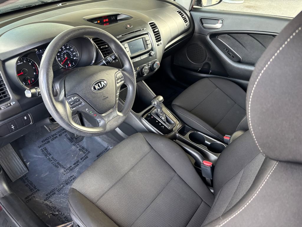 Used 2018 Kia Forte LX w/ LX Rear Camera Package image 9