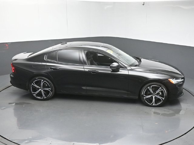 Used 2023 Volvo S60 B5 Plus FWD image 47