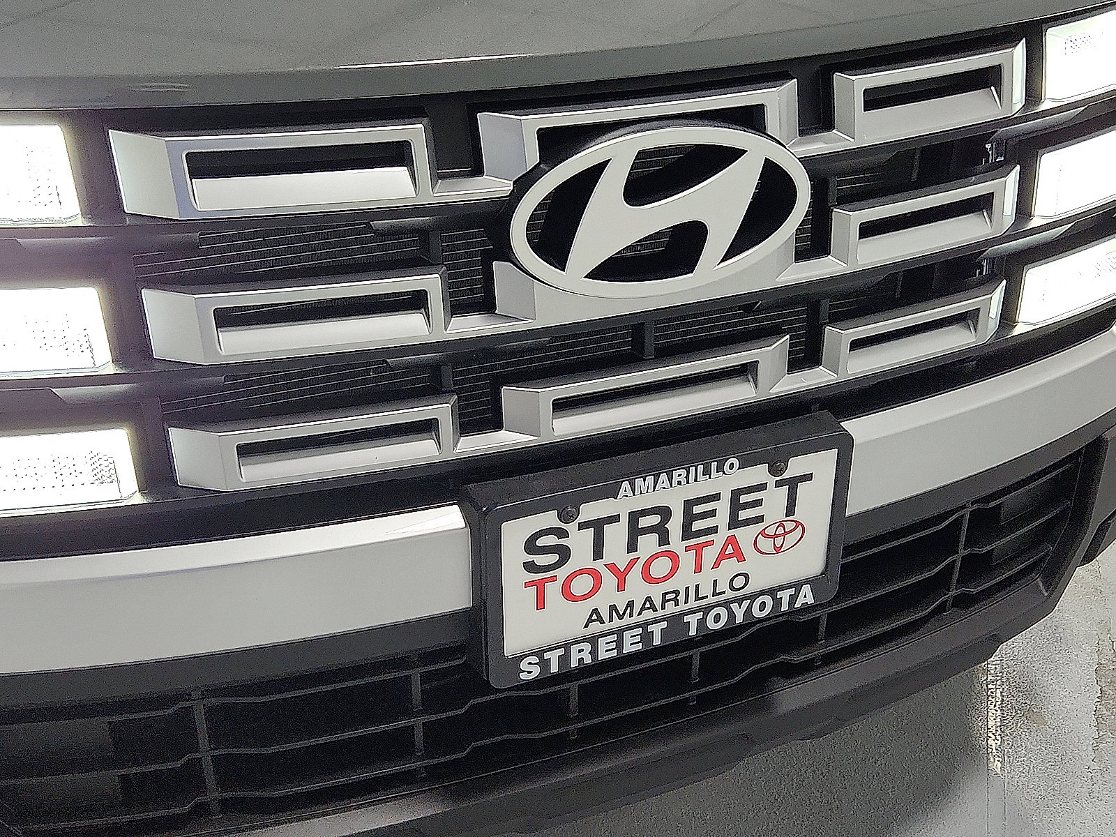 Used 2026 Hyundai Santa Cruz SEL FWD image 18