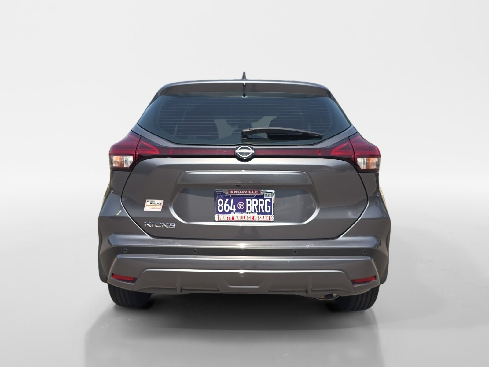 Certified 2025 Nissan Kicks Play S FWD image 4