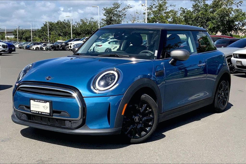 Certified 2024 MINI Cooper 2-Door Hardtop FWD image 3