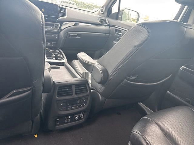 Used 2020 Honda Pilot Elite image 18