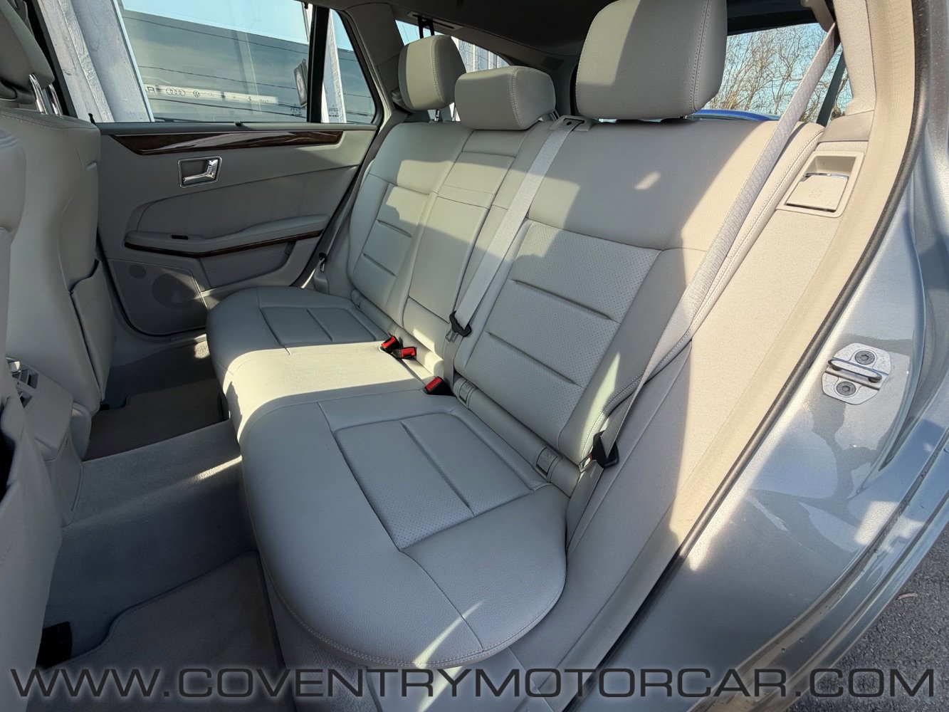 Used 2011 Mercedes-Benz E 350 4MATIC image 40