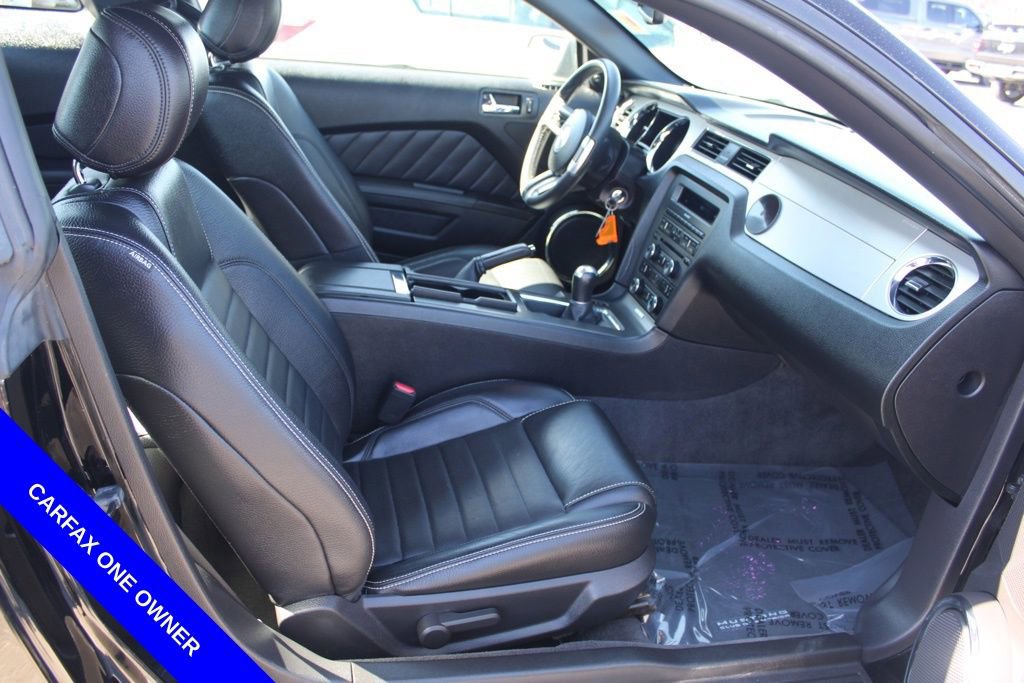 Used 2012 Ford Mustang GT Premium w/ Brembo Brake Pkg image 19