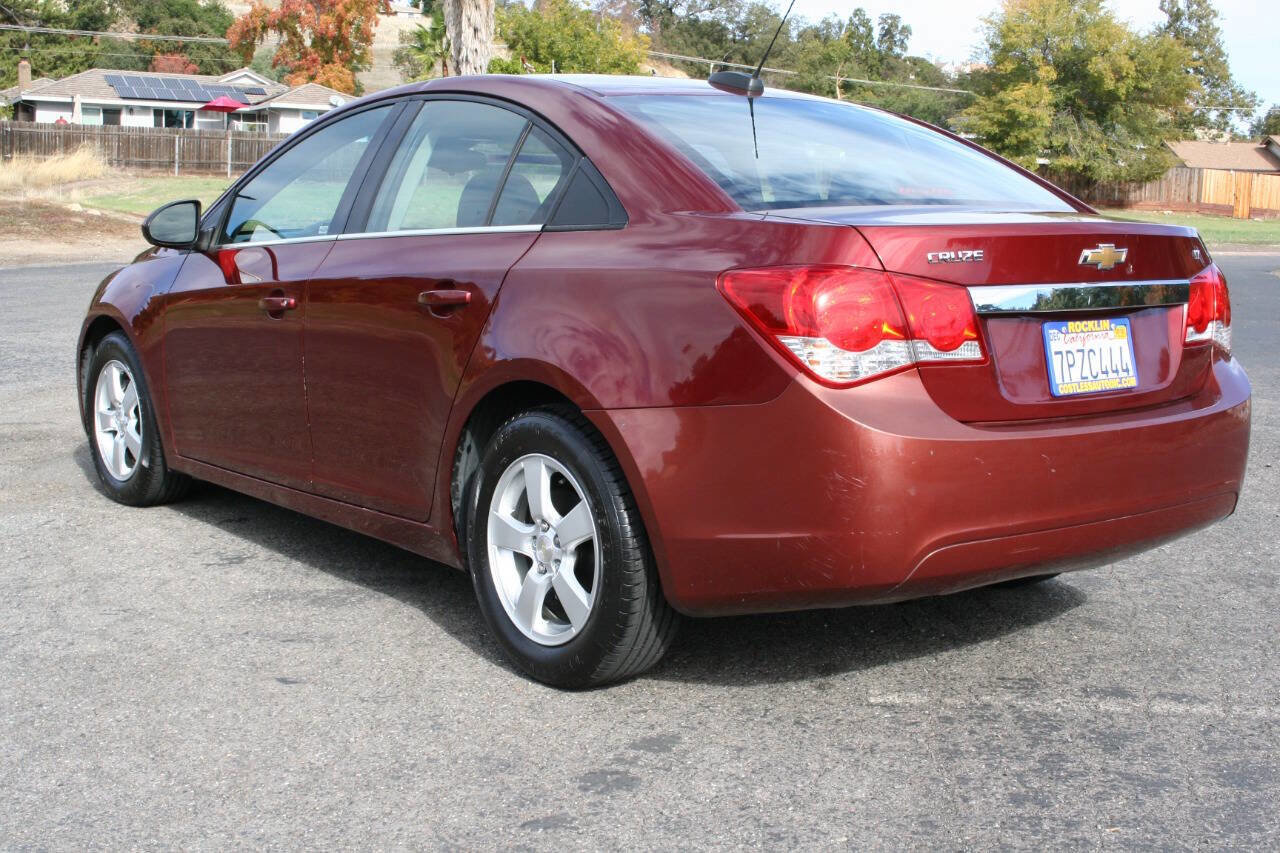 Used 2016 Chevrolet Cruze LT image 6