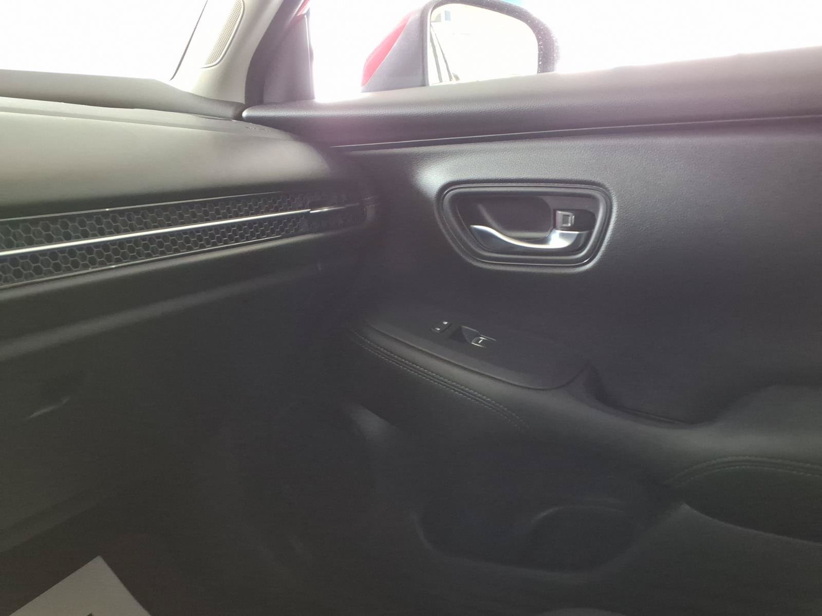 Certified 2023 Honda HR-V EX-L image 31