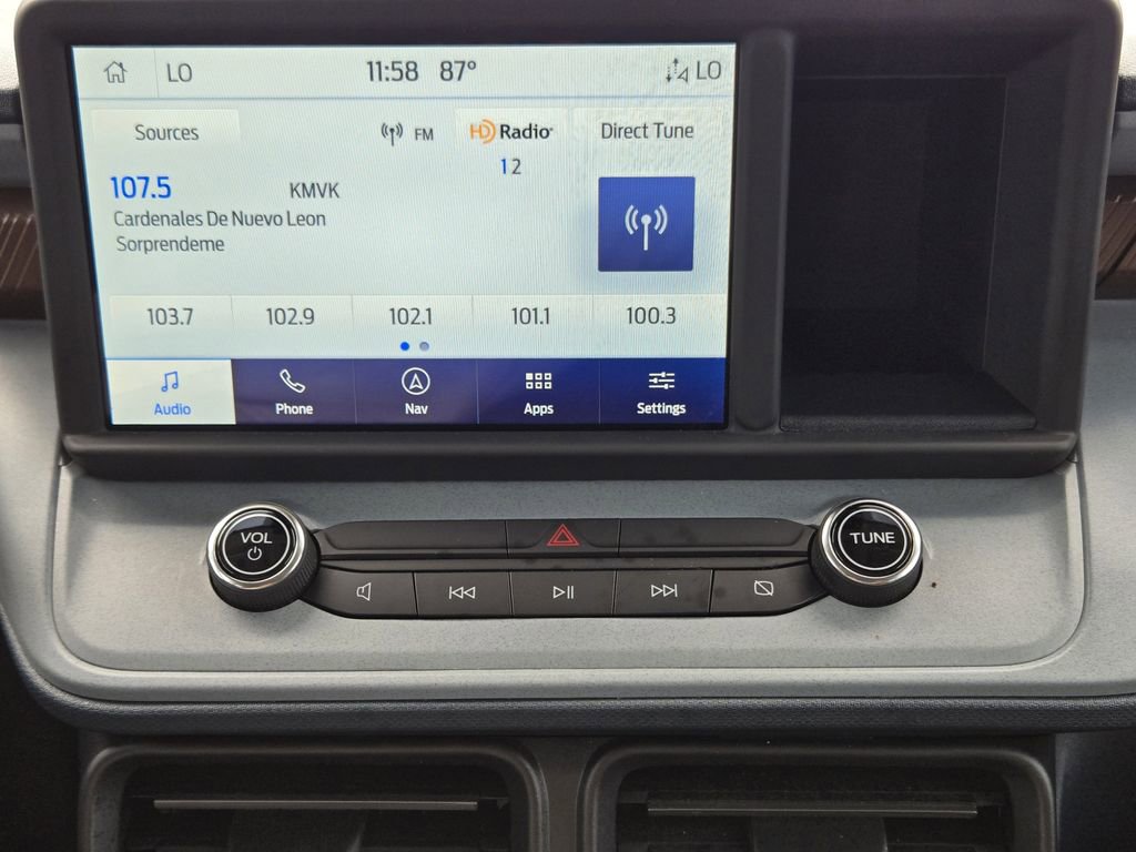 Used 2024 Ford Maverick Lariat w/ FX4 Off-Road Package AWD/4WD image 8