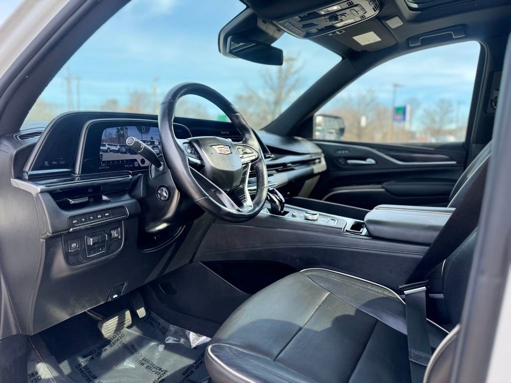 Used 2021 Cadillac Escalade ESV Sport AWD/4WD image 15