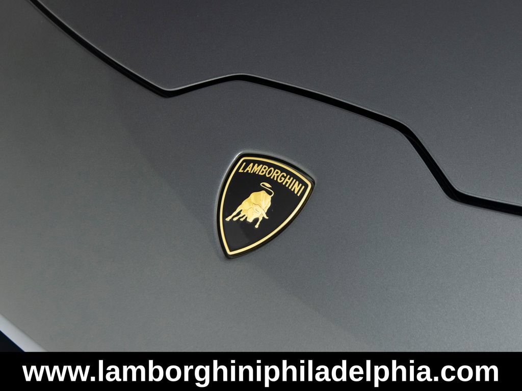 Used 2015 Lamborghini Huracan LP 610-4 AWD/4WD image 44