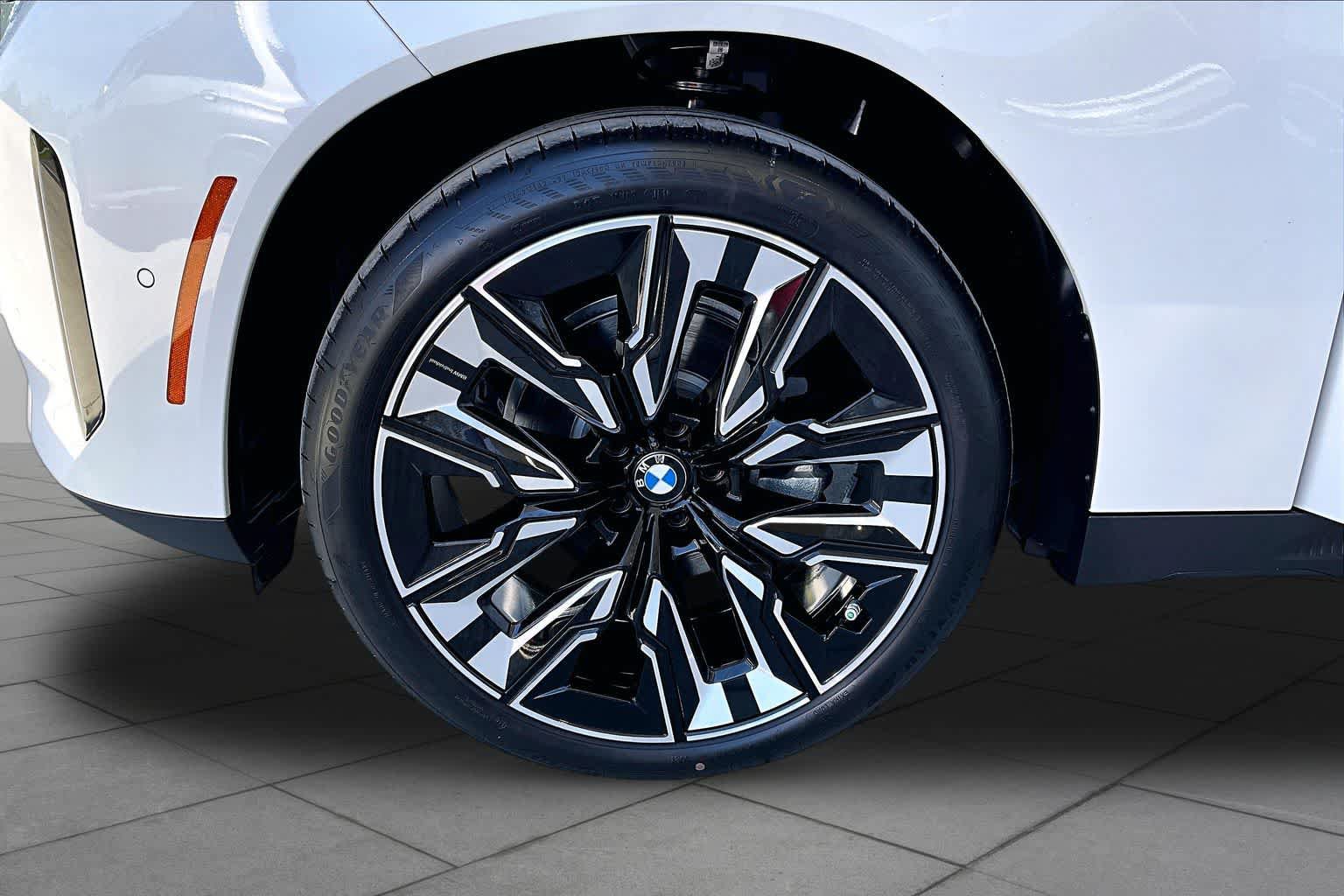 New 2026 BMW X3 xDrive30i w/ Premium Package AWD/4WD image 11
