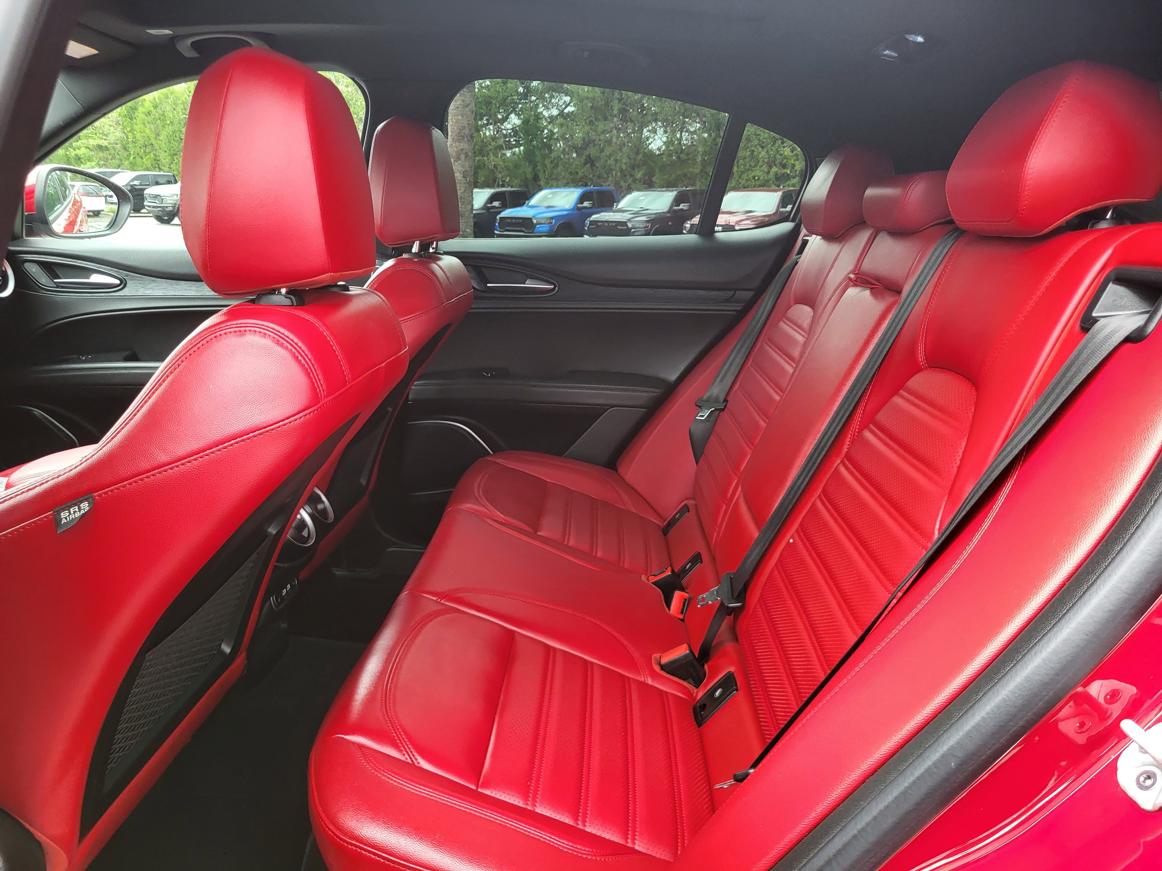 Used 2023 Alfa Romeo Stelvio Sprint image 36