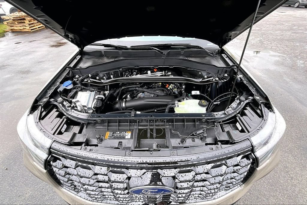 New 2026 Ford Explorer ST-Line w/ ST-Line Street Pack AWD/4WD image 35