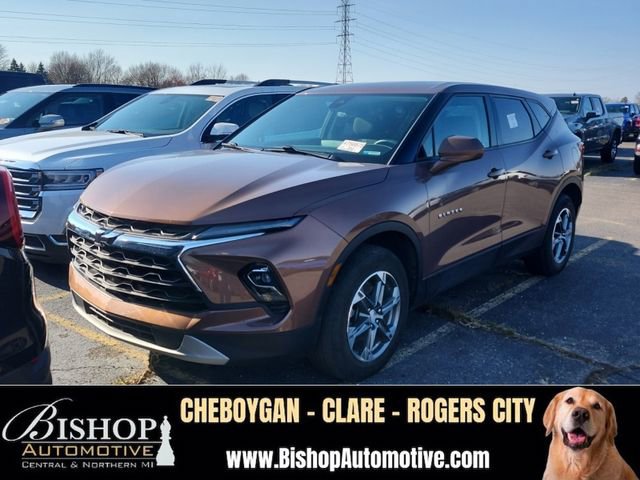 Used 2023 Chevrolet Blazer LT w/ Driver Confidence Package AWD/4WD image 1