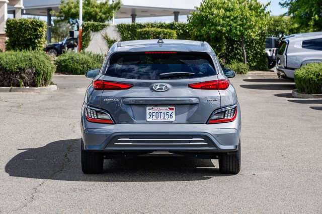 Certified 2023 Hyundai Kona Limited FWD image 4