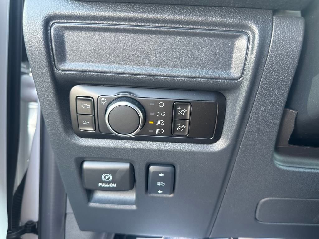 New 2025 Ford F150 Lightning Lariat w/ Max Trailer Tow Package image 16