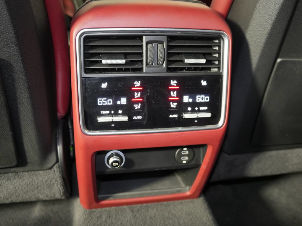 Certified 2021 Porsche Cayenne GTS AWD/4WD image 40