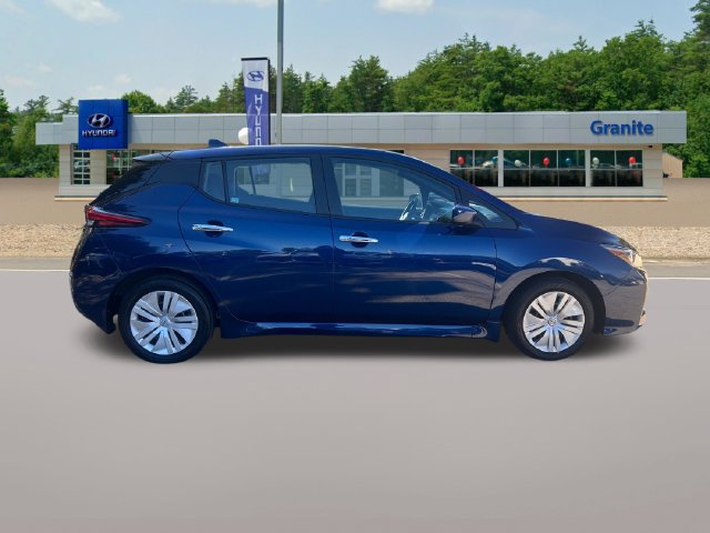 Used 2023 Nissan Leaf S FWD image 6