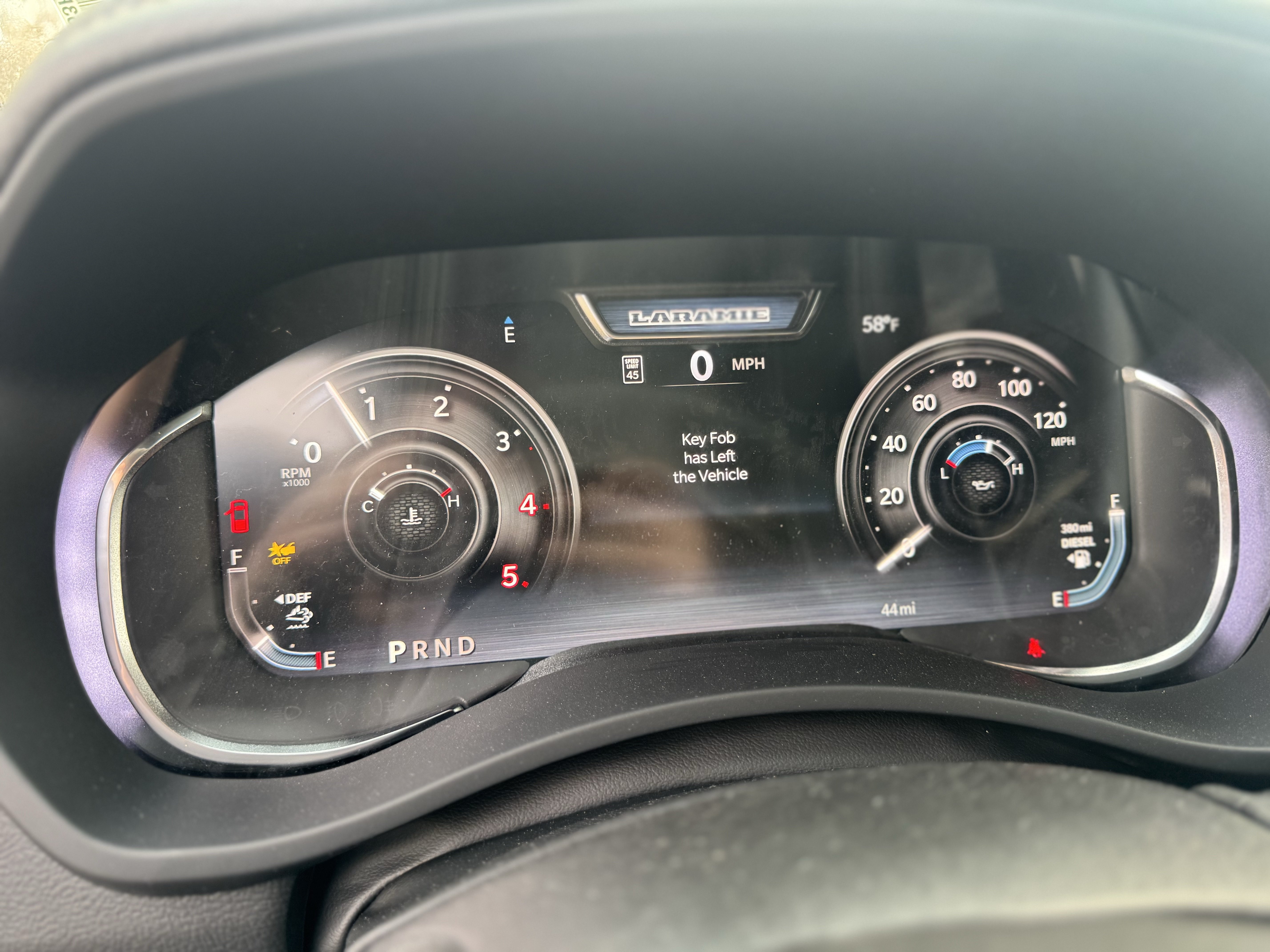 New 2026 RAM 2500 Laramie AWD/4WD image 19