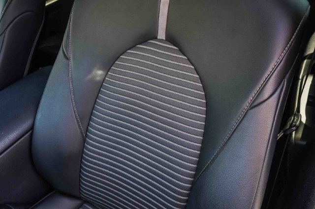 Used 2021 Toyota Camry SE FWD image 32