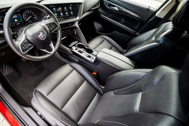 Used 2023 Buick Envision Essence image 5